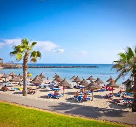 Beach Holiday Apartment *